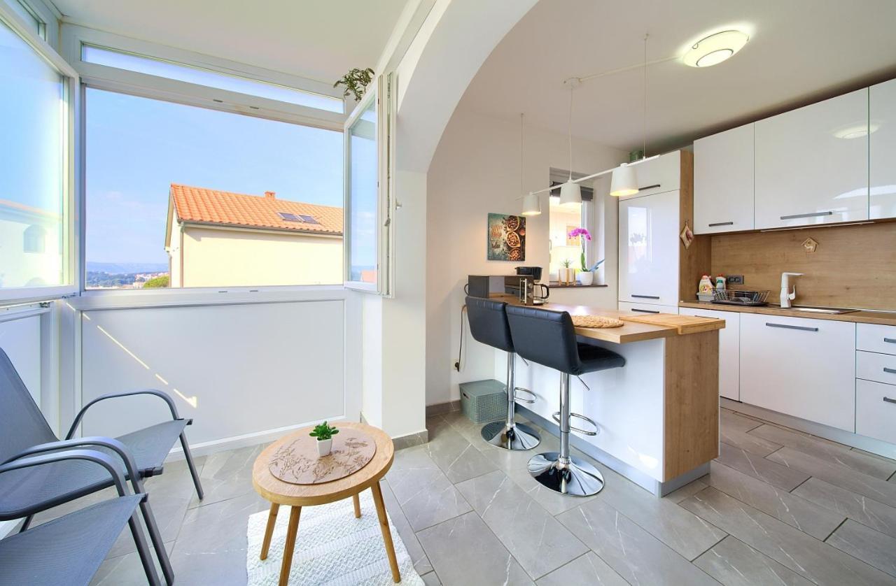 Appartment Mia Krk Town Extérieur photo